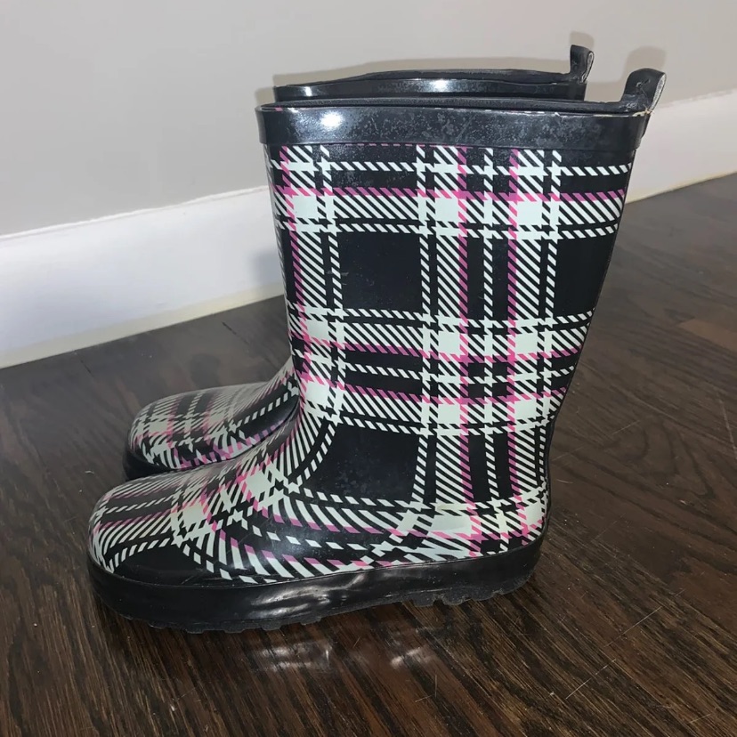 Rainboots!